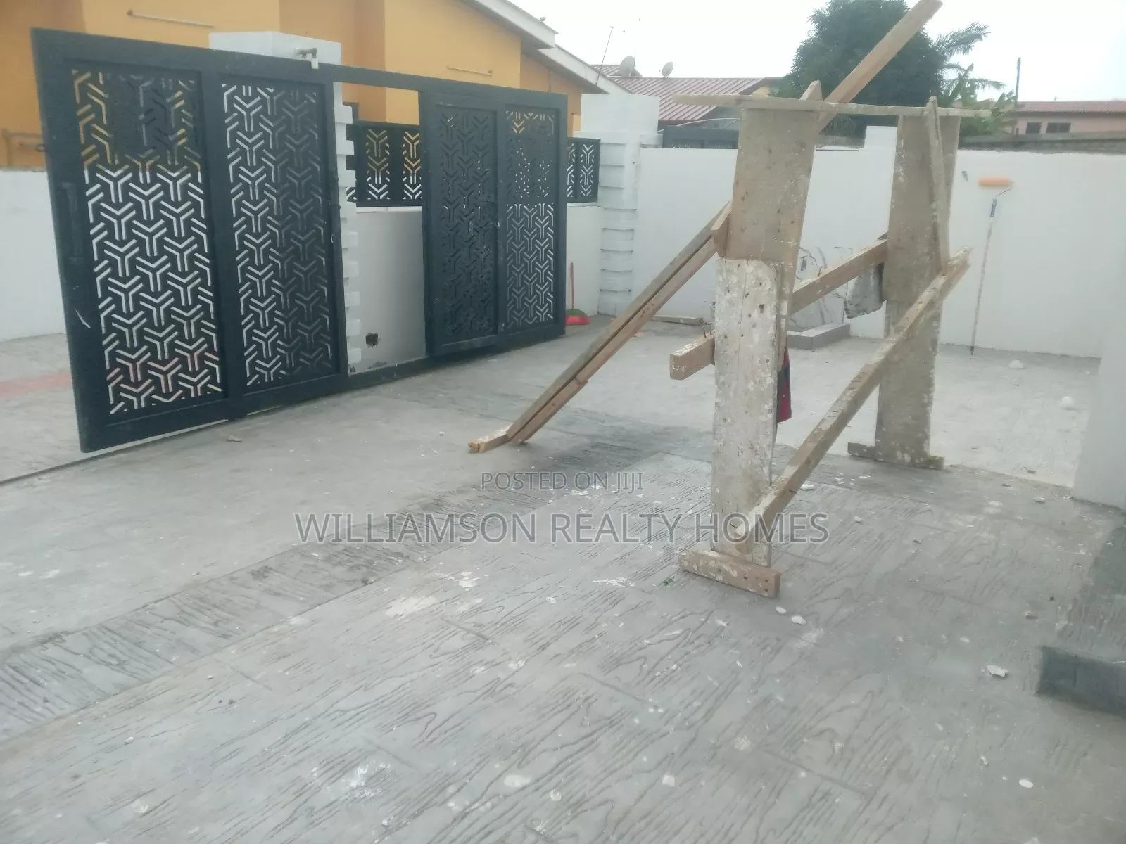 3bdrm House in Baatsonaa Area, for sale