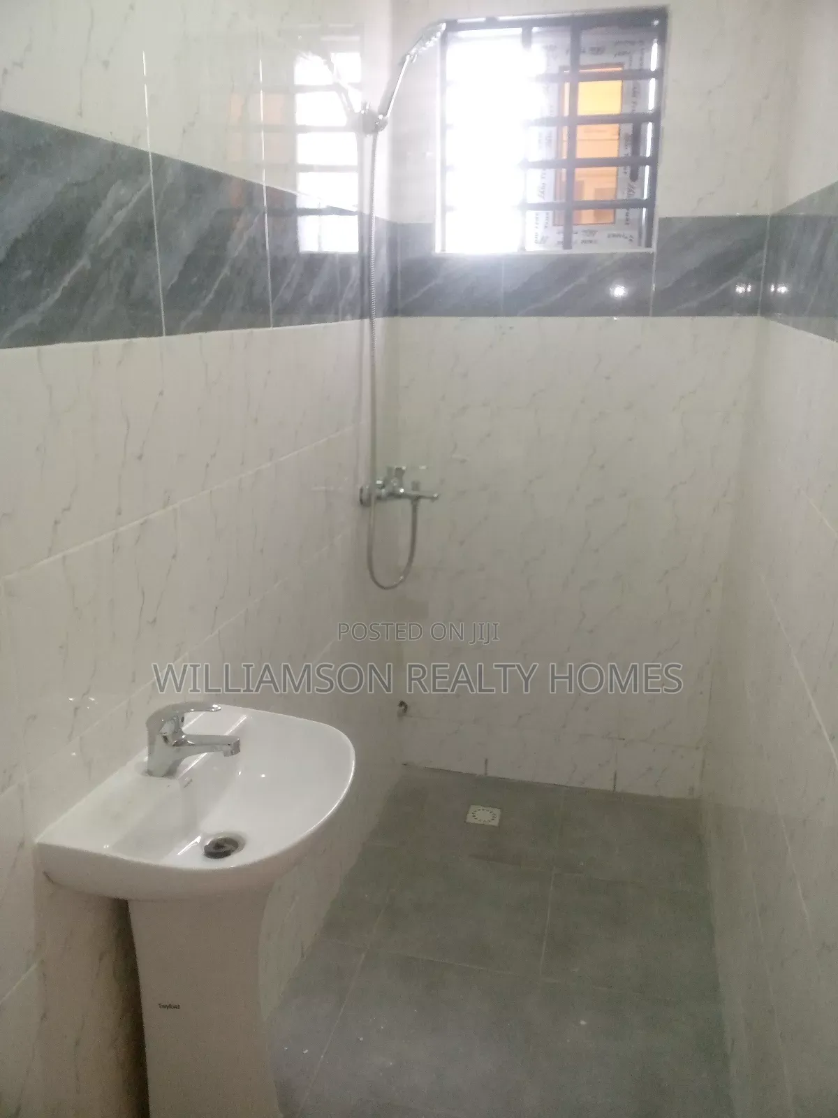 3bdrm House in Baatsonaa Area, for sale