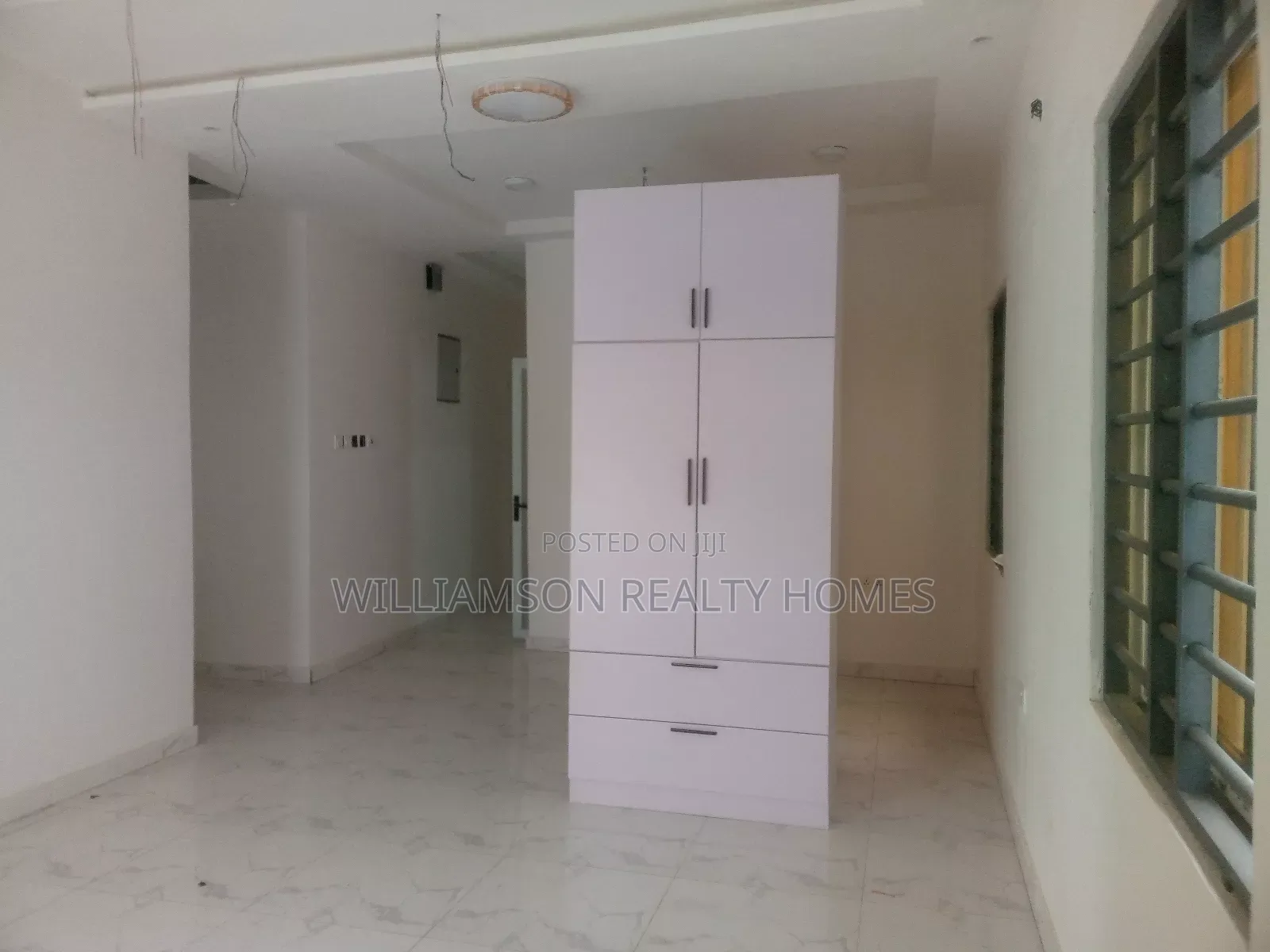 3bdrm House in Baatsonaa Area, for sale