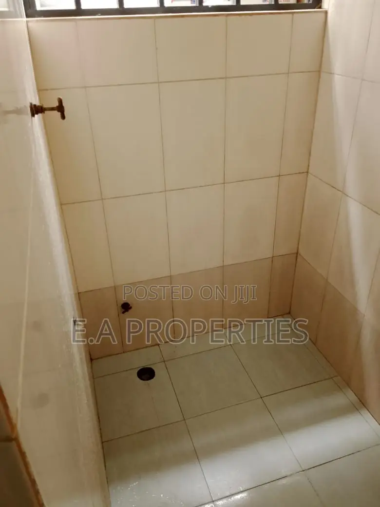 2bdrm House in E A Properties, Frafraha for rent
