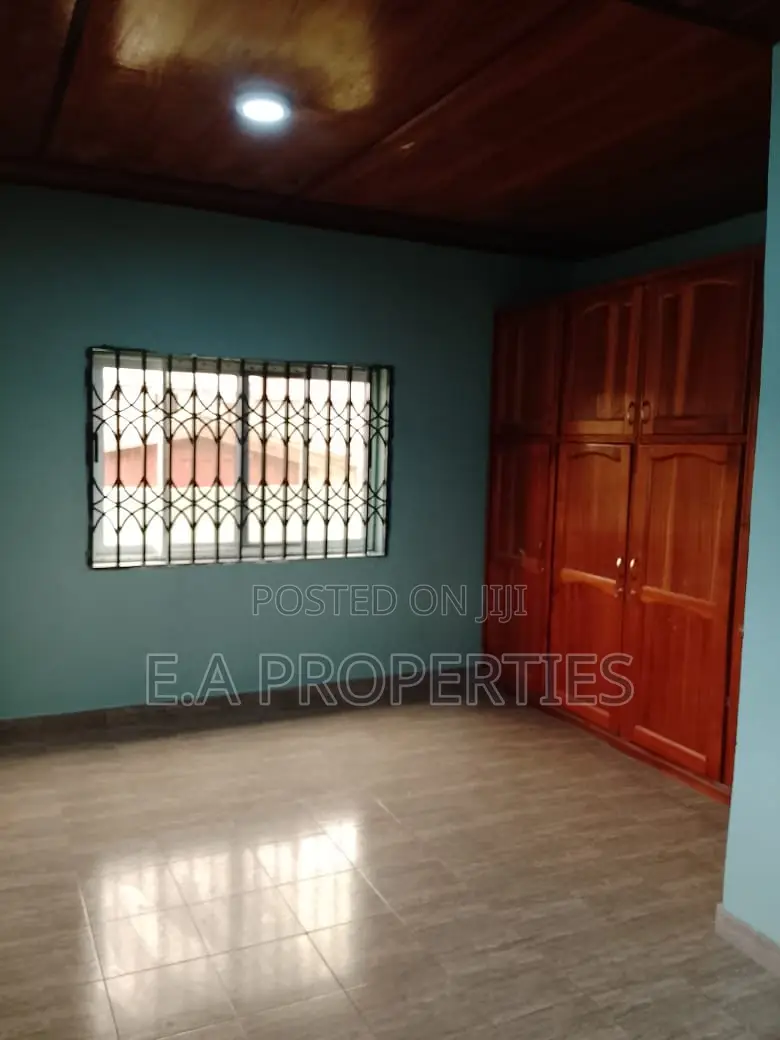 2bdrm House in E A Properties, Frafraha for rent