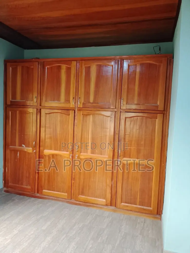 2bdrm House in E A Properties, Frafraha for rent
