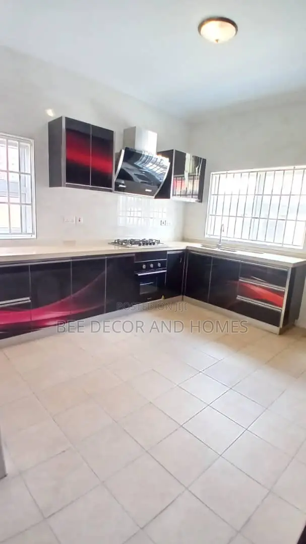 4bdrm House in East Legon for rent