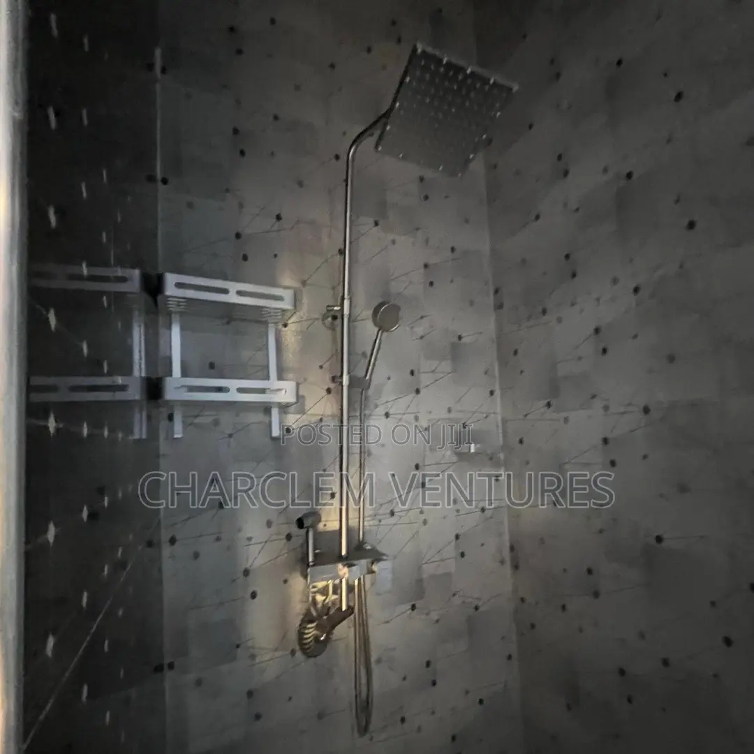 5bdrm House in Charclem Ventures, North Legon for rent