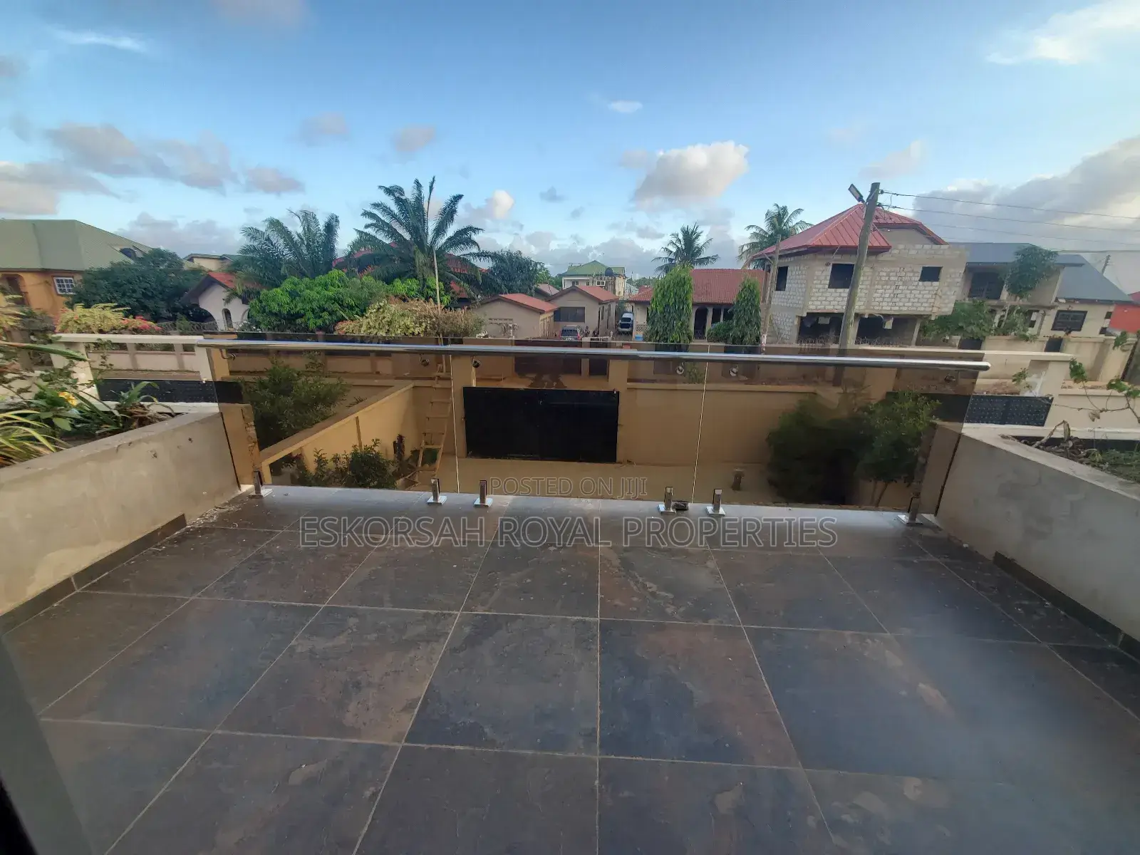 3bdrm House in Ashaley Botwe for sale