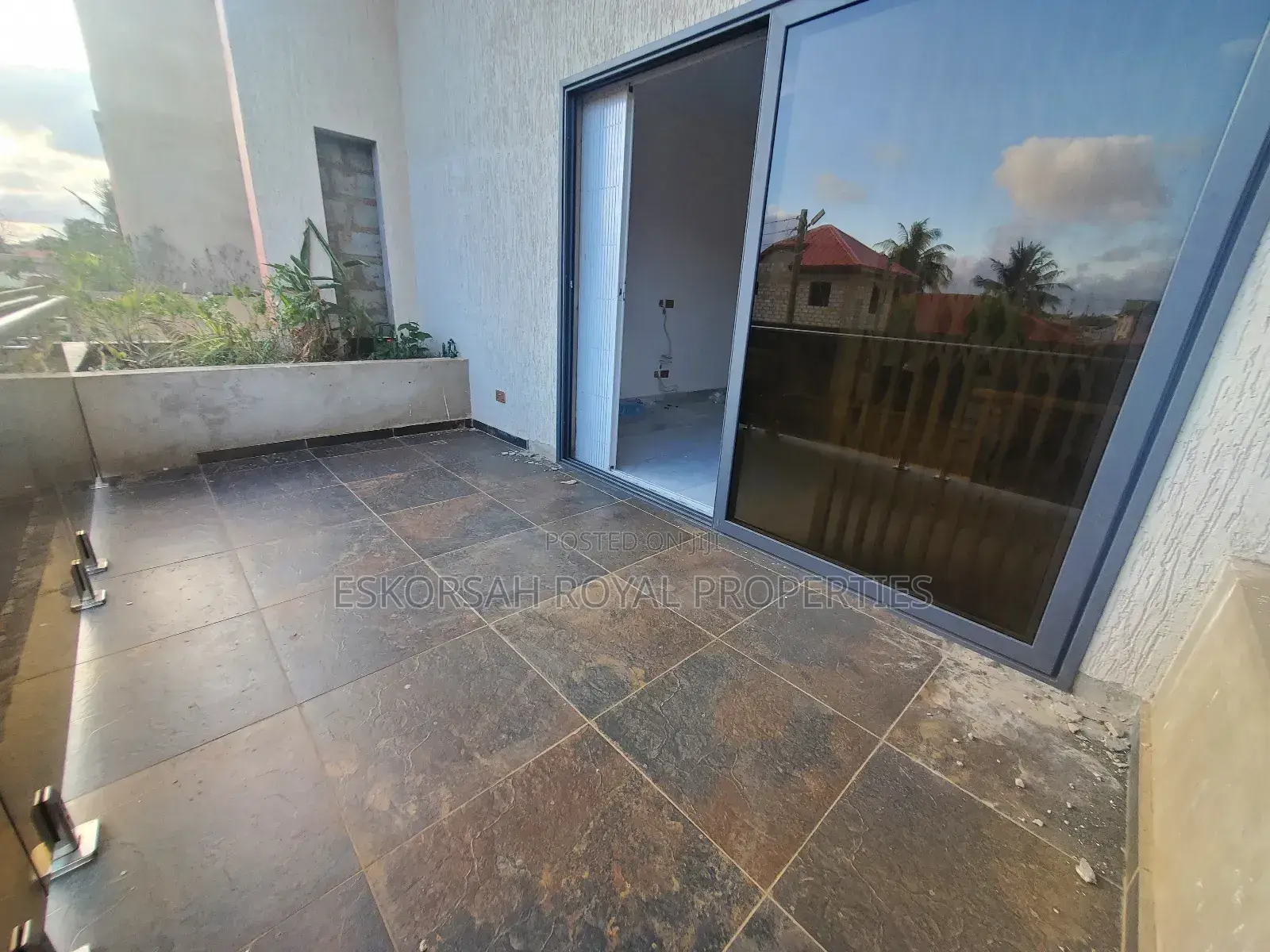 3bdrm House in Ashaley Botwe for sale