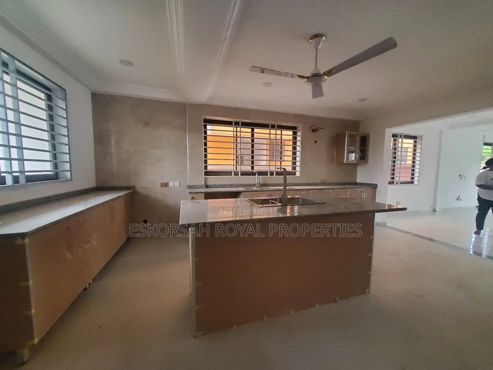 3bdrm House in Ashaley Botwe for sale