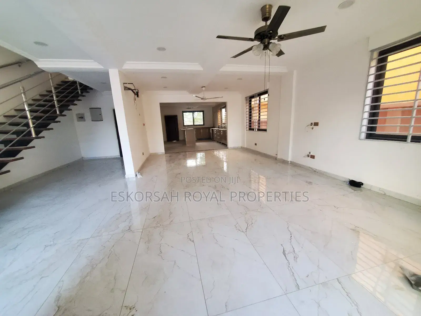 3bdrm House in Ashaley Botwe for sale