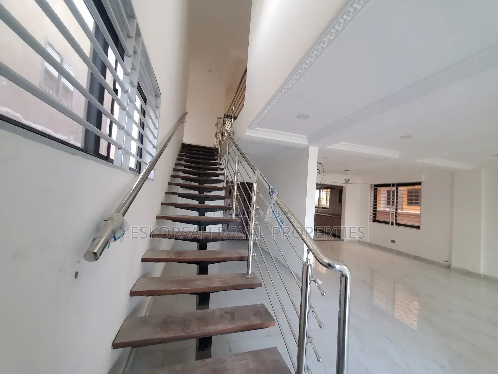 3bdrm House in Ashaley Botwe for sale