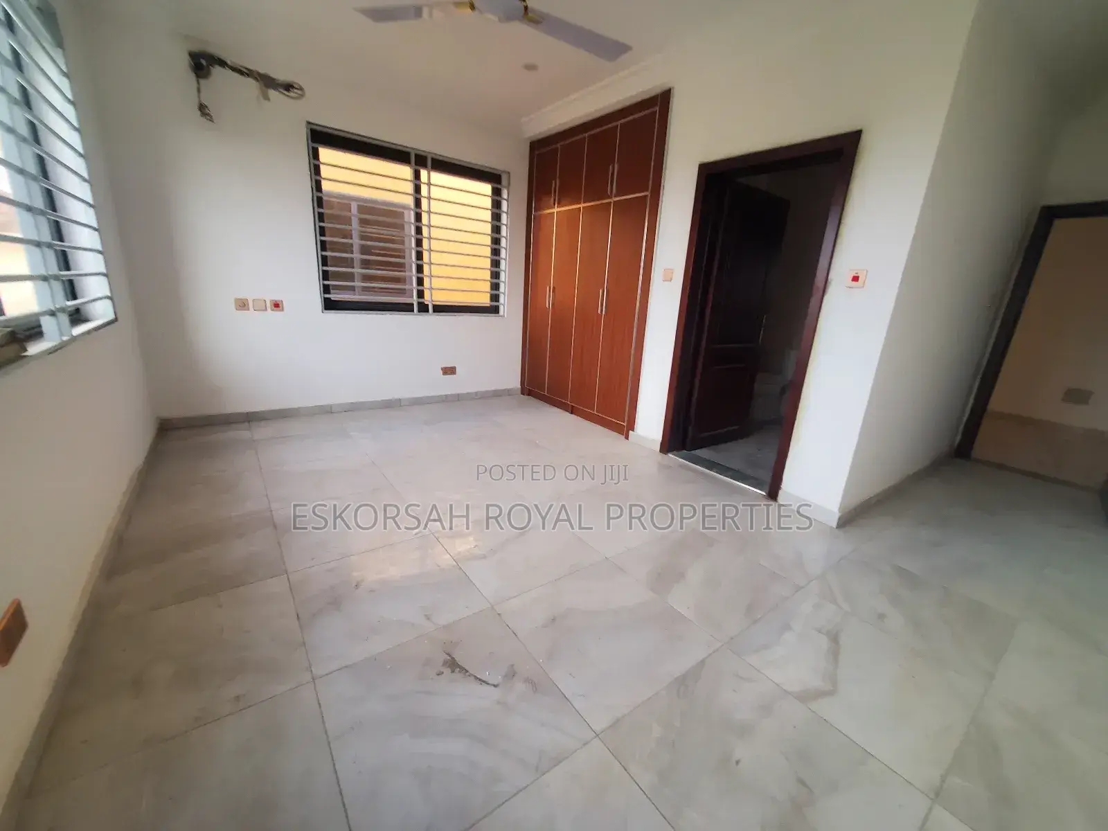 3bdrm House in Ashaley Botwe for sale