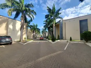 3bdrm Townhouse / Terrace in Sam Jona Estate, Adjiriganor for rent
