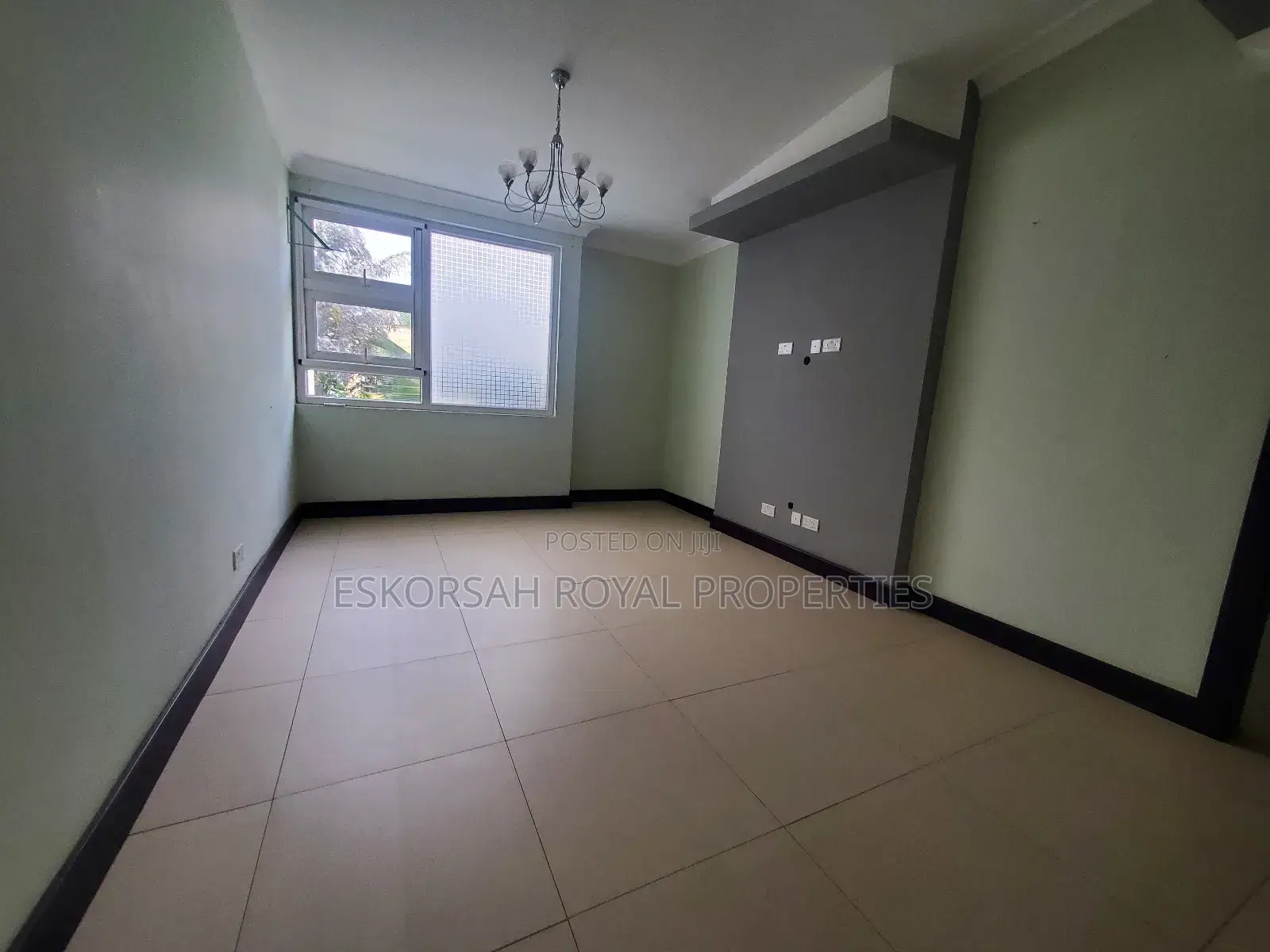 3bdrm Townhouse / Terrace in Sam Jona Estate, Adjiriganor for rent