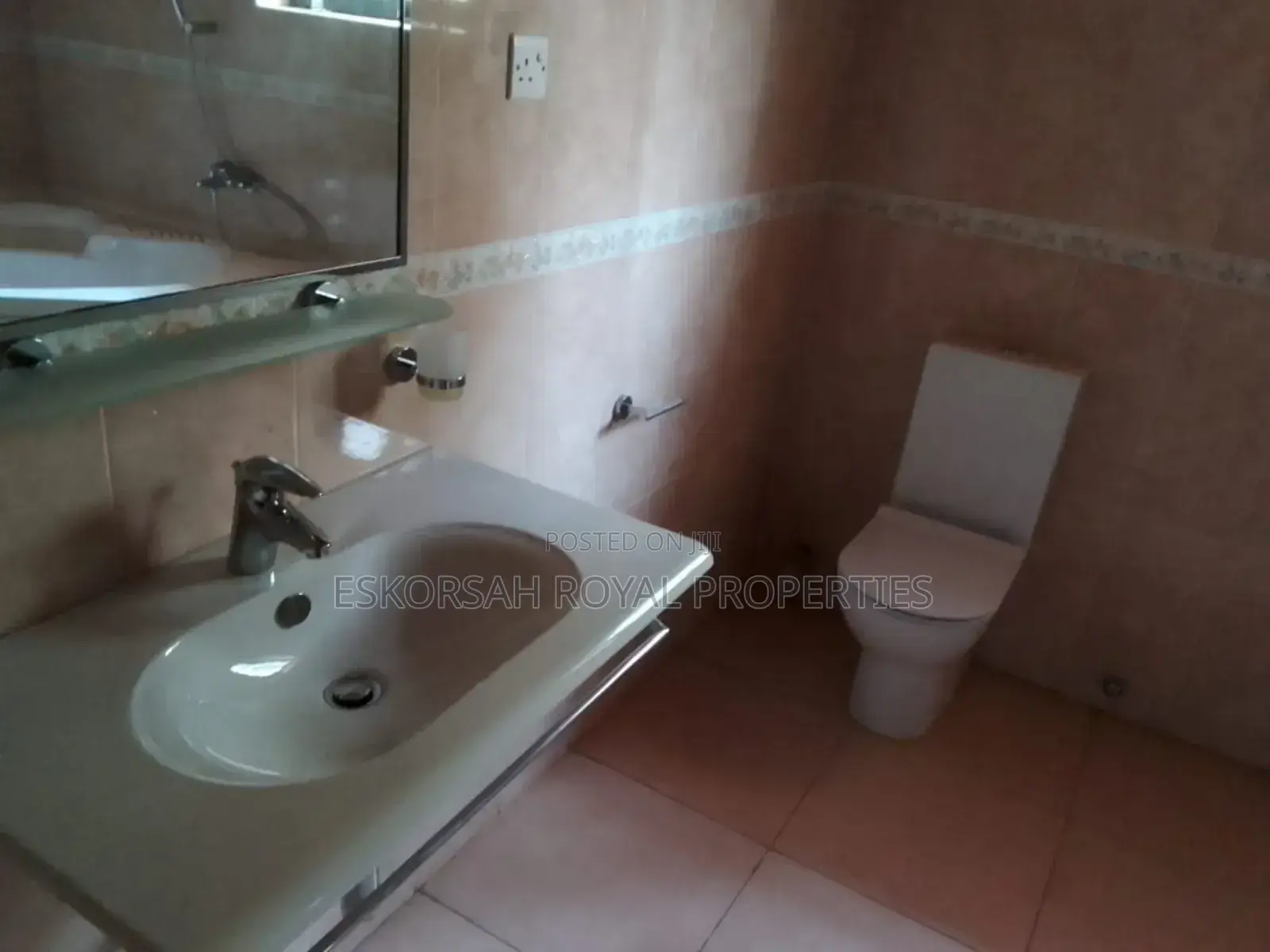 4bdrm House in Trasacco, Adjiriganor for rent