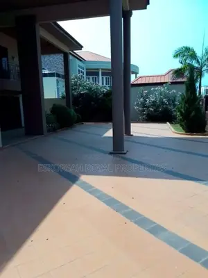 4bdrm House in Trasacco, Adjiriganor for rent
