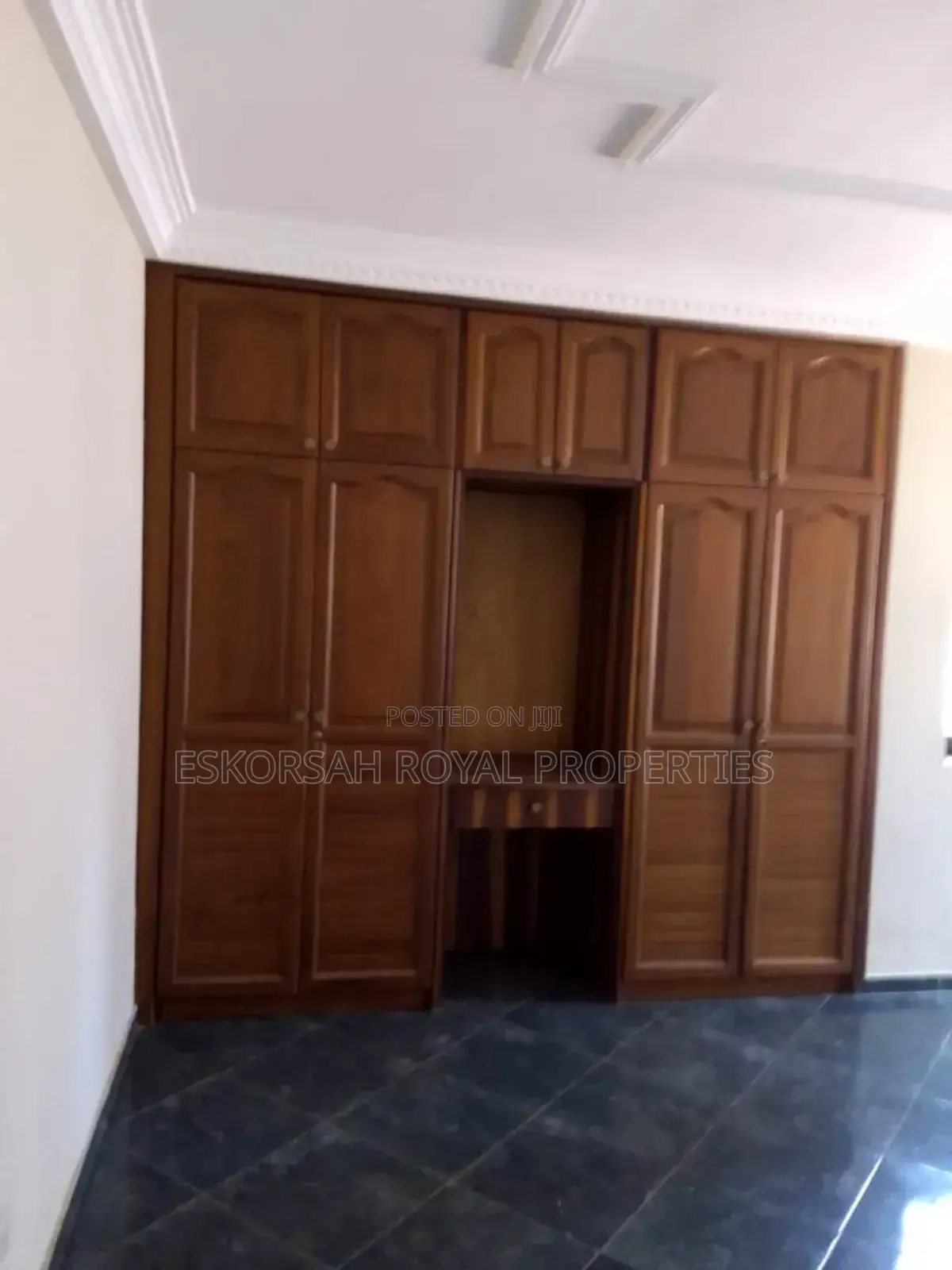 4bdrm House in Trasacco, Adjiriganor for rent