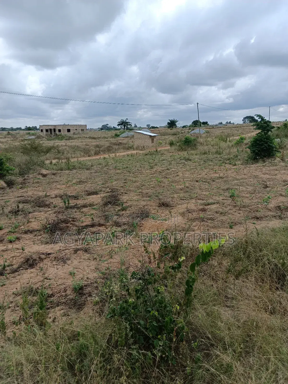 3bdrm House In Denkyira, Amasaman For Sale
