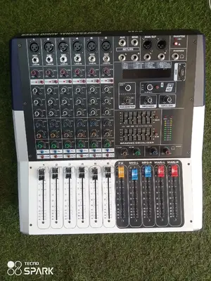 Yamaha Power Mixer '6' Channel