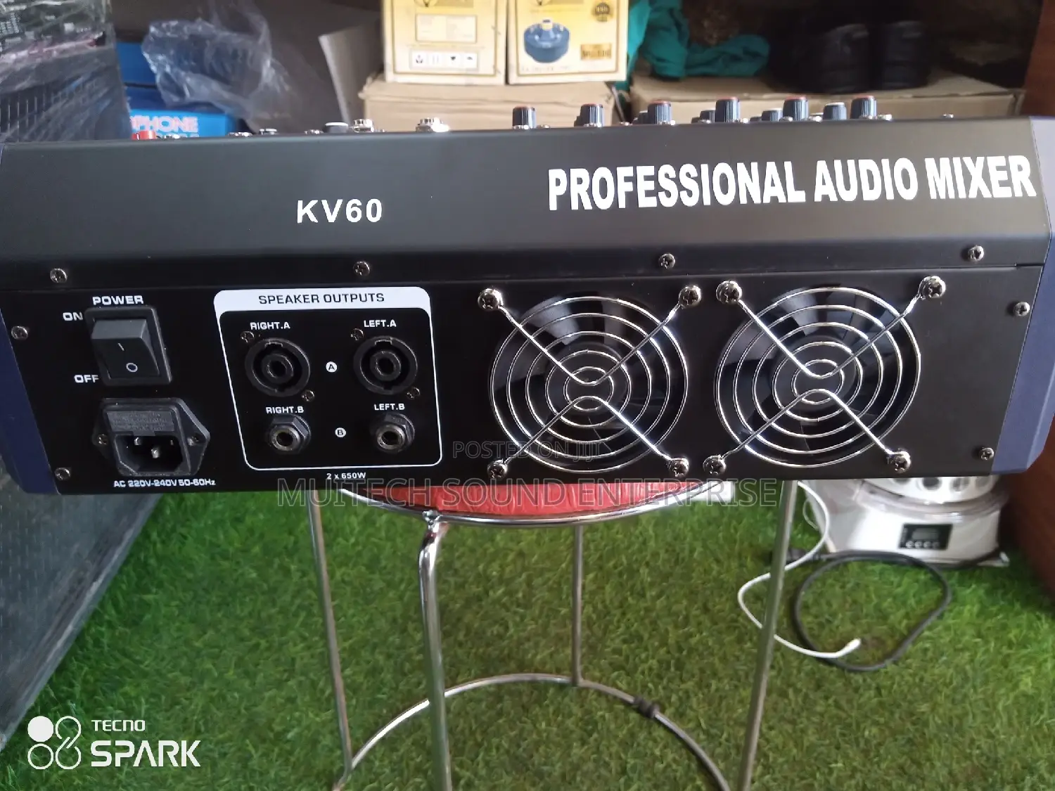 Yamaha Power Mixer '6' Channel