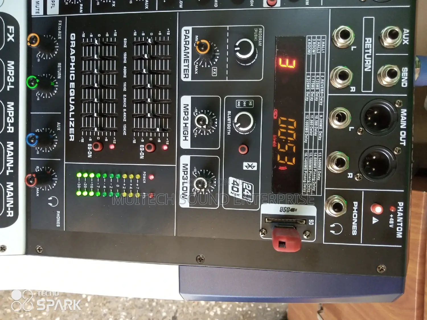 Yamaha Power Mixer '12' Channels