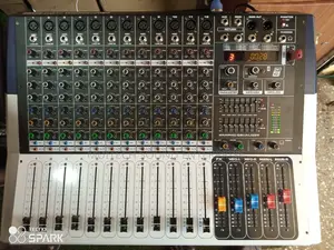 Yamaha Power Mixer '12' Channels