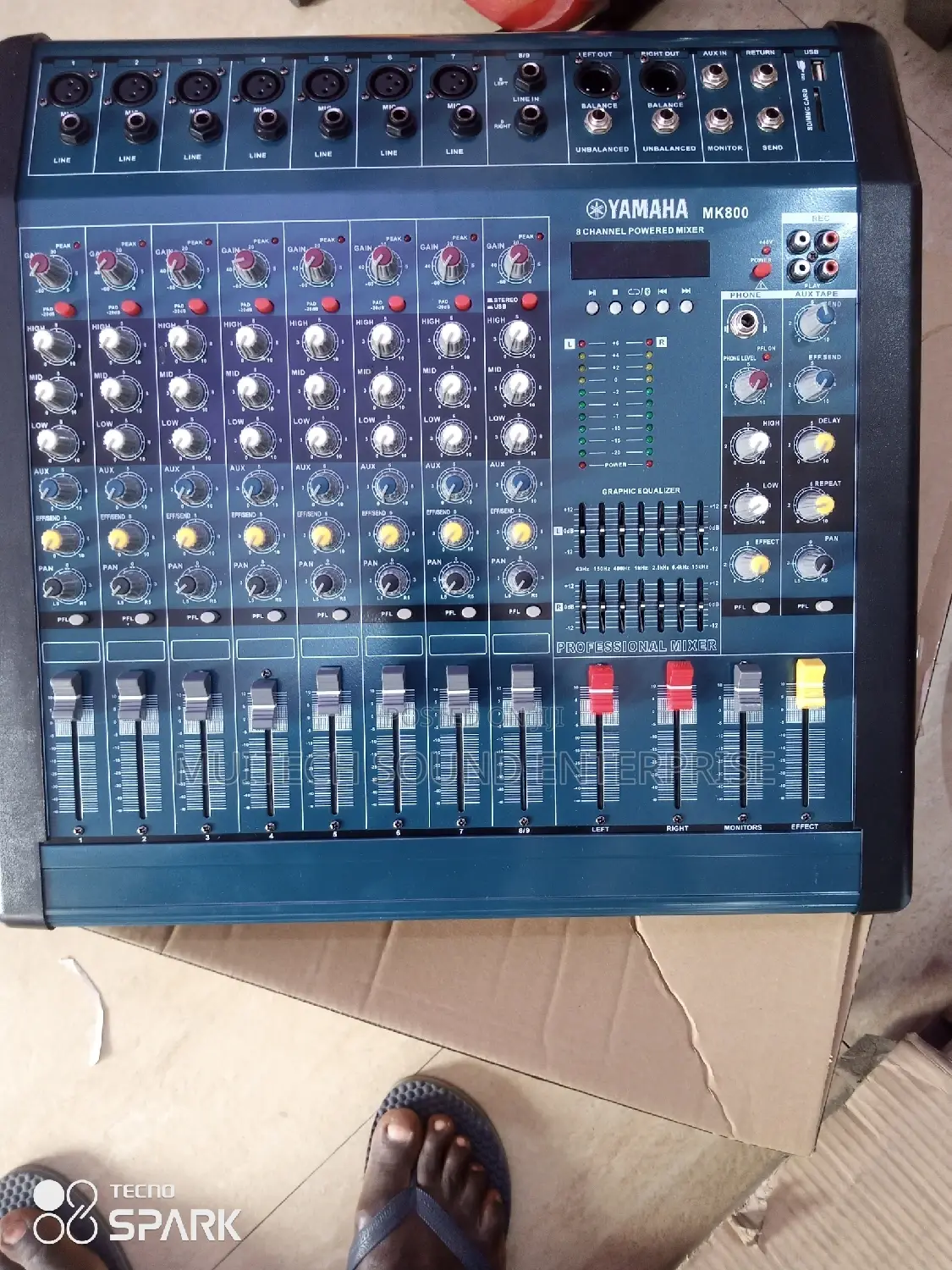 Yaham Power Mixer 8 Channels