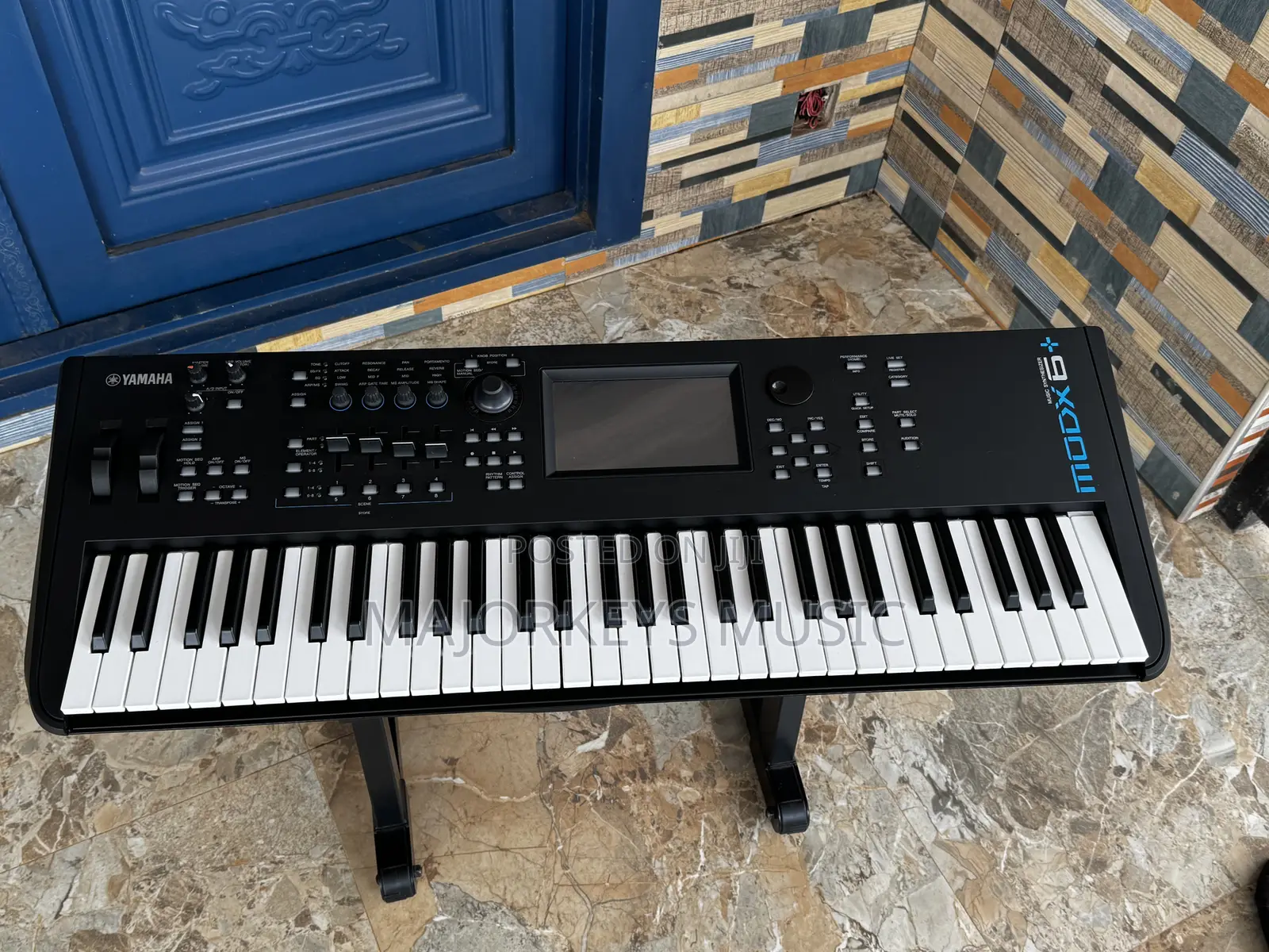 New Yamaha MODX6 Plus (61 Keys)