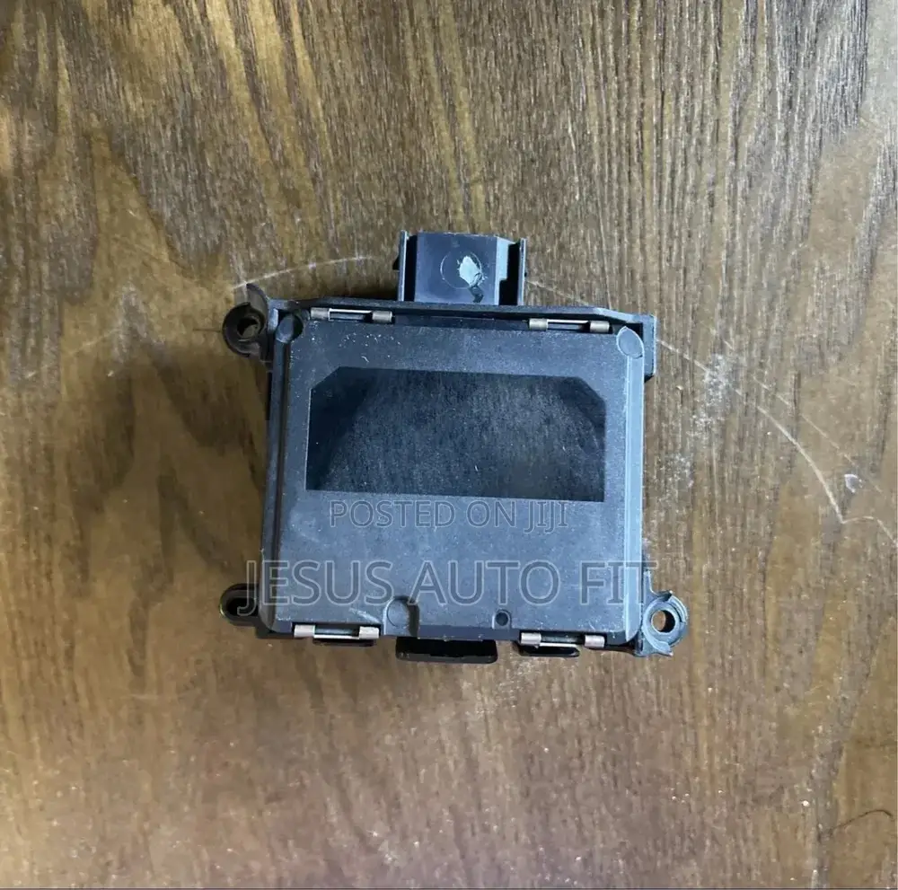 Honda CRV 2017-22 Front Radar Sensor