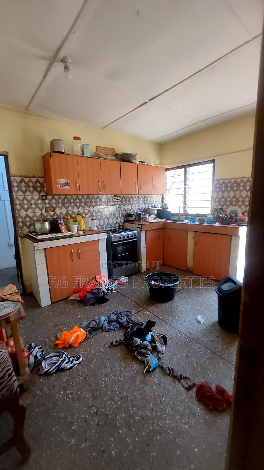 4bdrm House in Gk. Franco, Spintex for sale