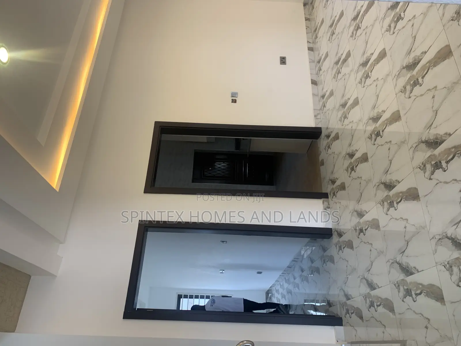 4bdrm Mansion in Hfc Estate, Spintex for sale
