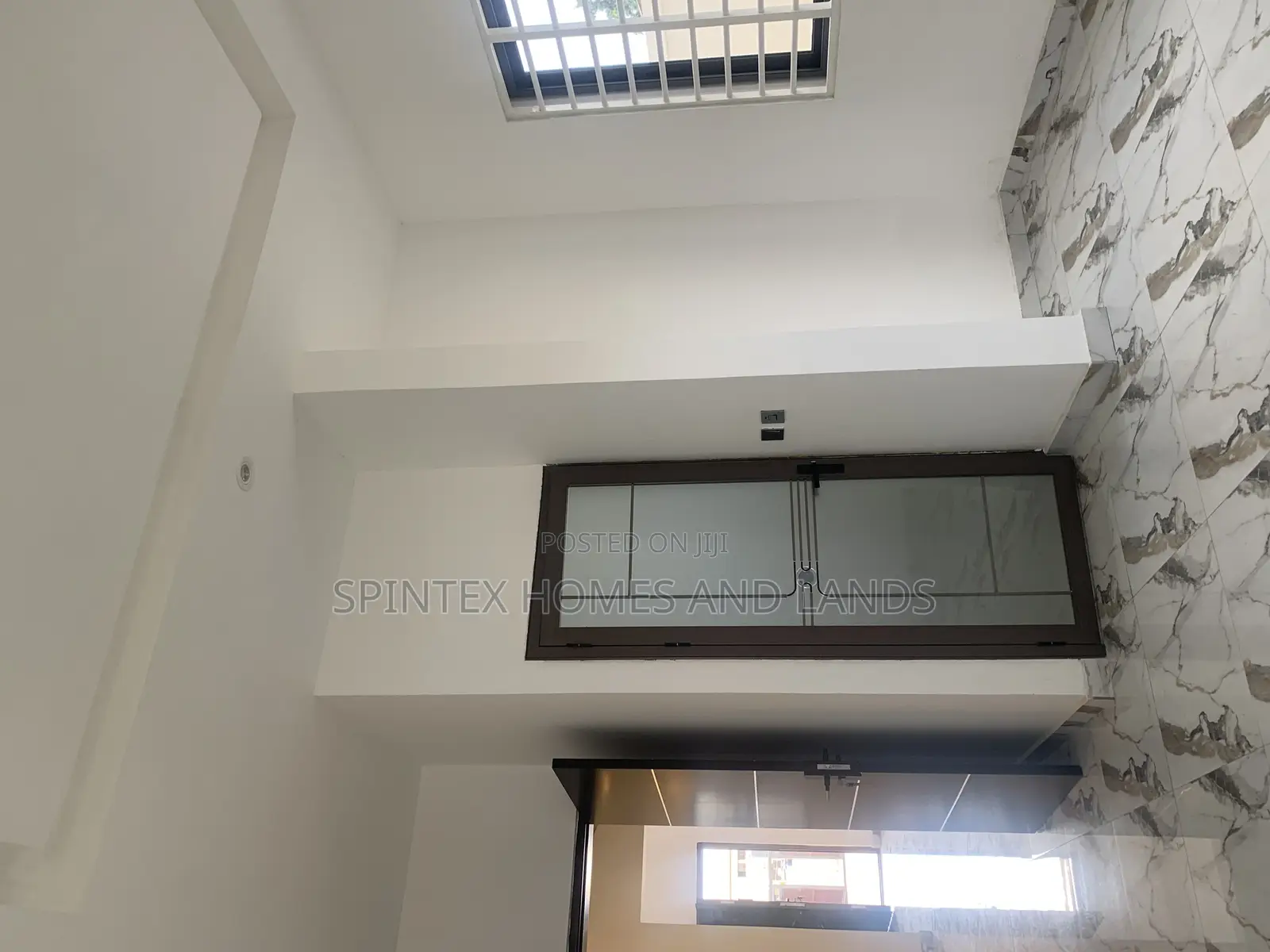 4bdrm Mansion in Hfc Estate, Spintex for sale