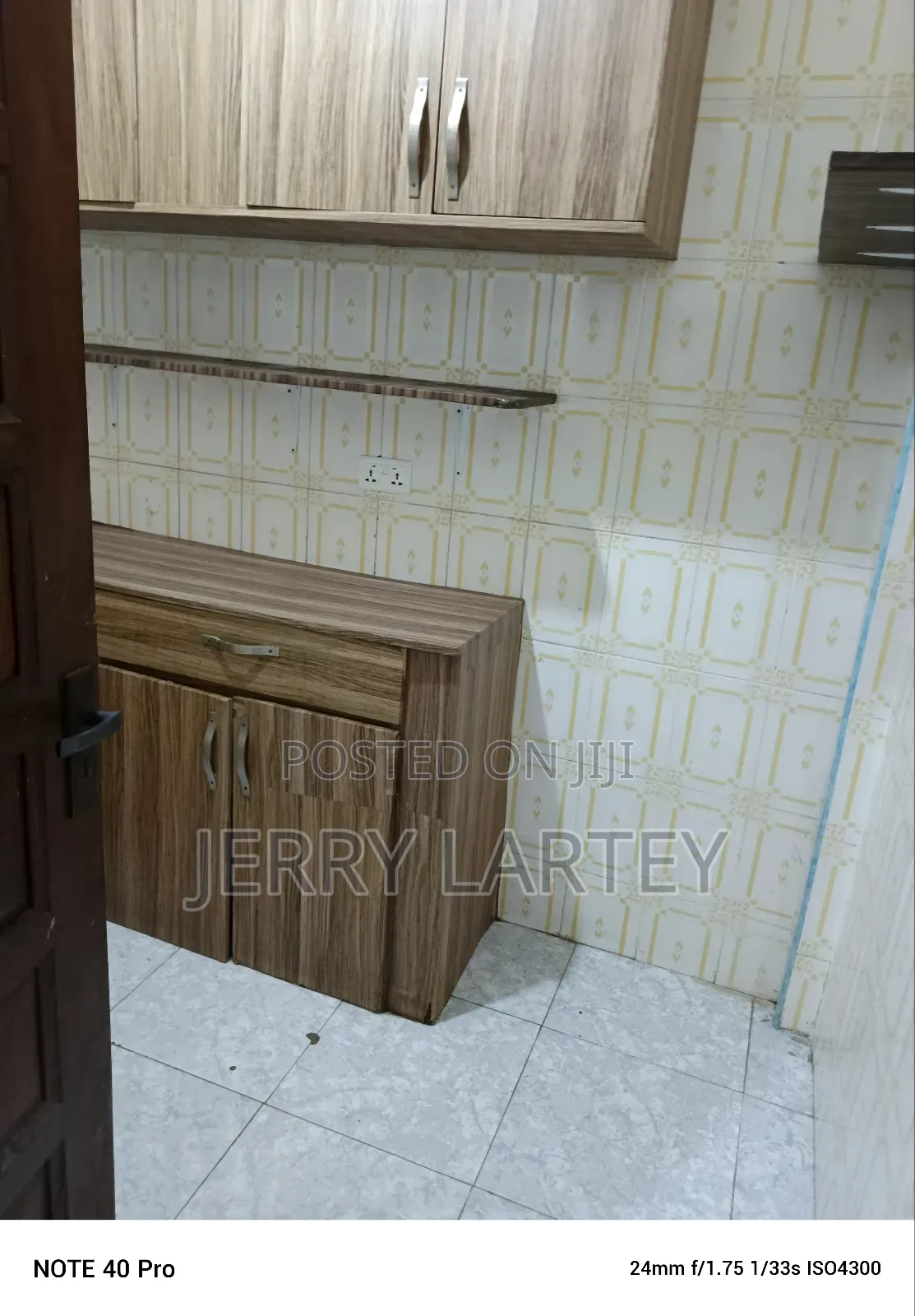 2bdrm House in Dansoman Estate Kofi for rent