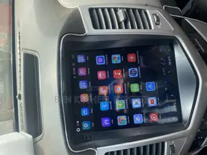 Cruze Tesla Carplay Screen