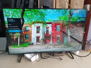 2022/43 Airslim Samsung Crystal Uhd HDR Smart TV