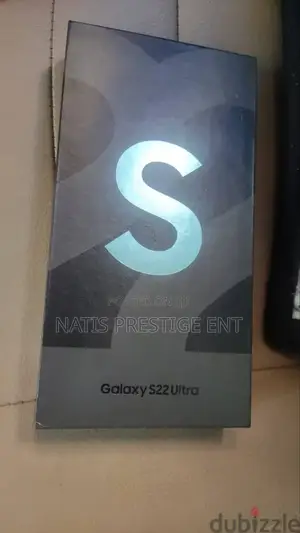 New Samsung Galaxy S22 Ultra 5G 1 TB Black