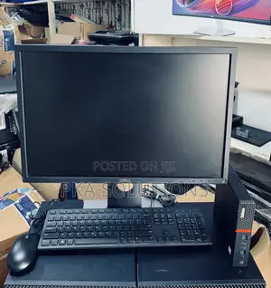 Desktop Computer Lenovo ThinkCentre M900 8GB Intel Core I5 SSD 128GB