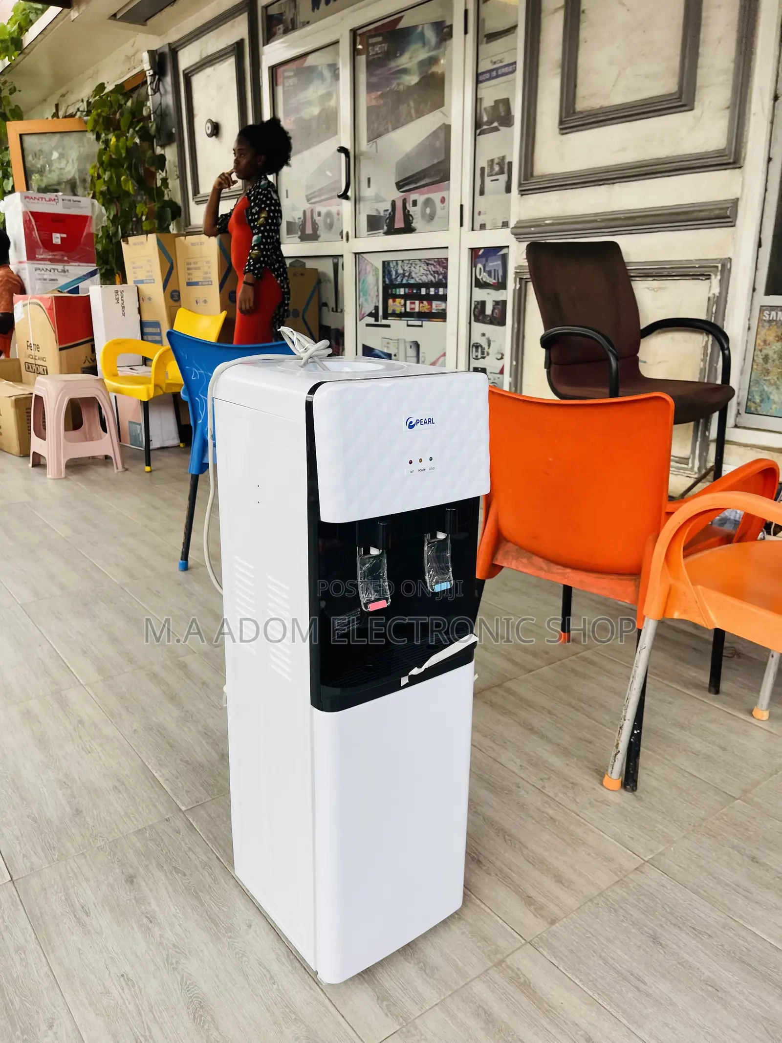 High Quality Pearl PWD 4024 3 Tray Electric Water Dispenser.