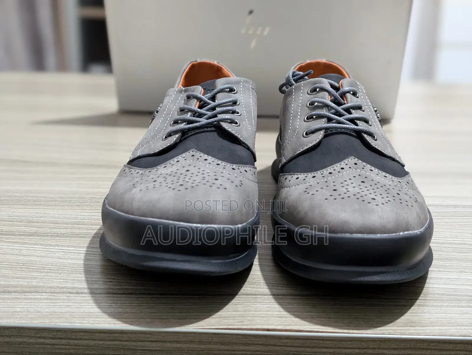 Comfortable Men's Leather Sneakers