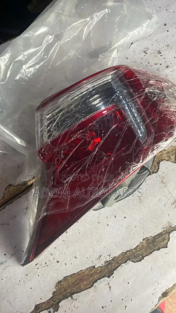 Toyota Camry Spider Taillight 2012 2013 2014 Normal