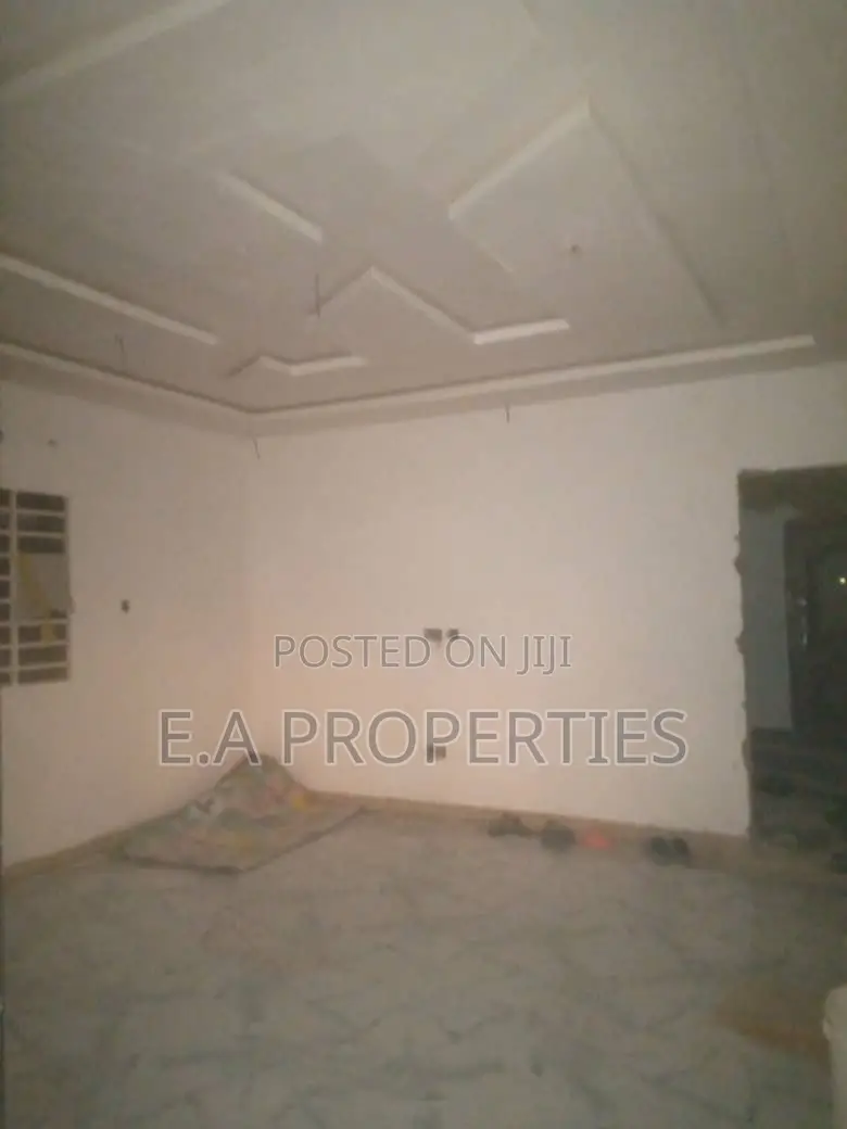 3bdrm House in E A Properties, Malejor for rent