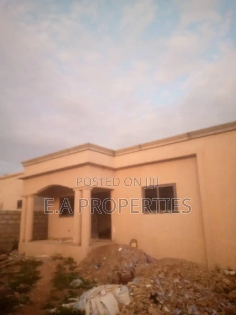 3bdrm House in E A Properties, Malejor for rent