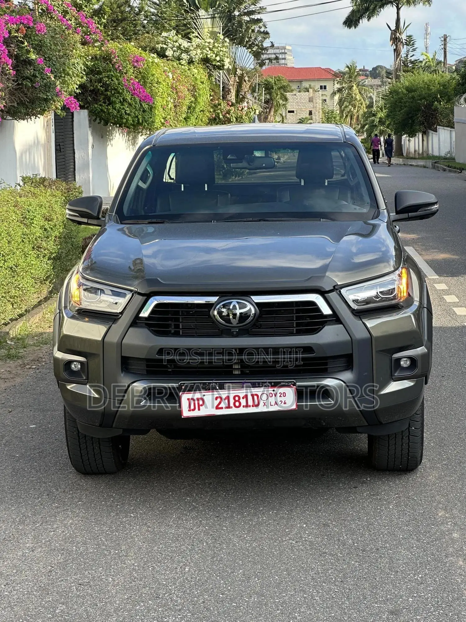 Toyota Hilux 2023 Gray