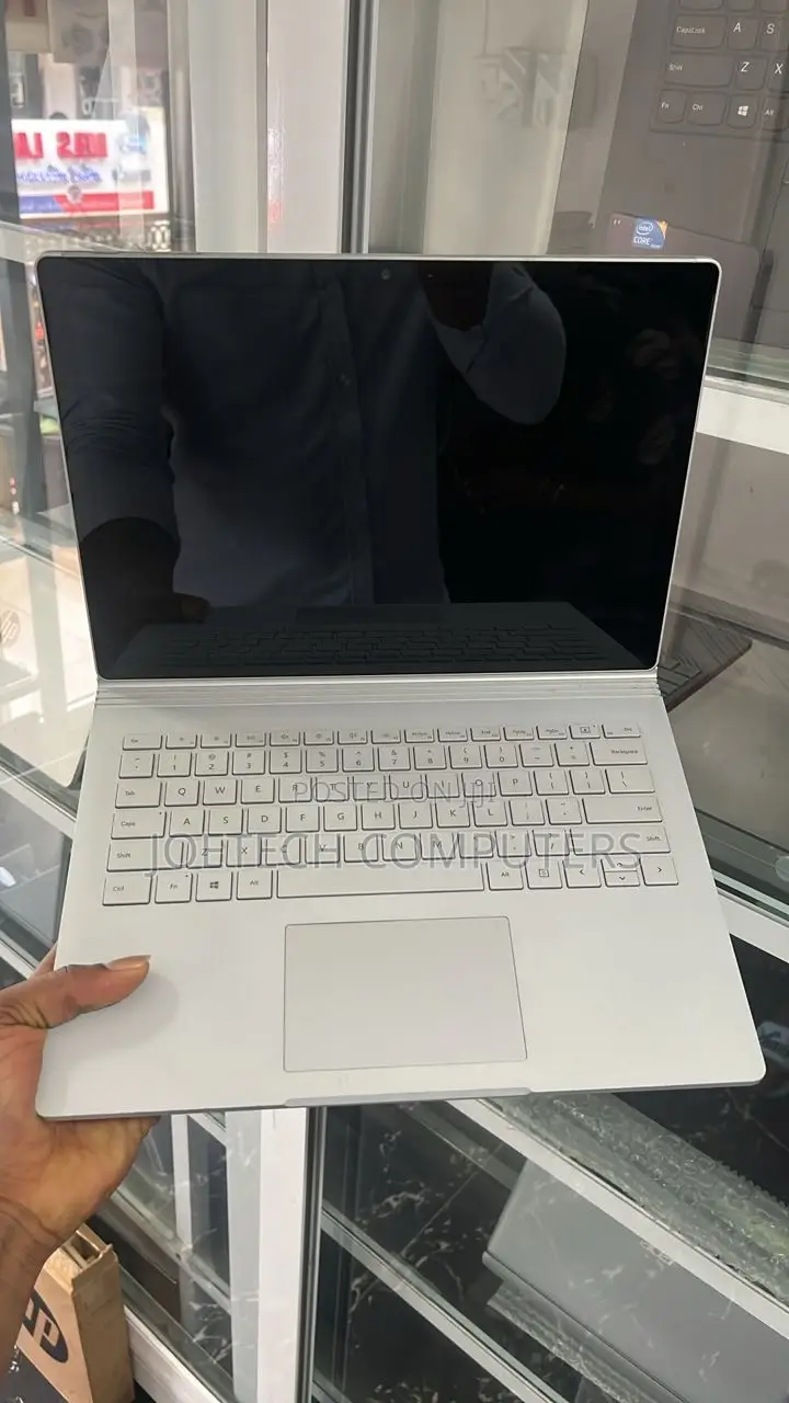 Laptop Microsoft Surface Book 2 8GB Intel Core I5 SSD 256GB