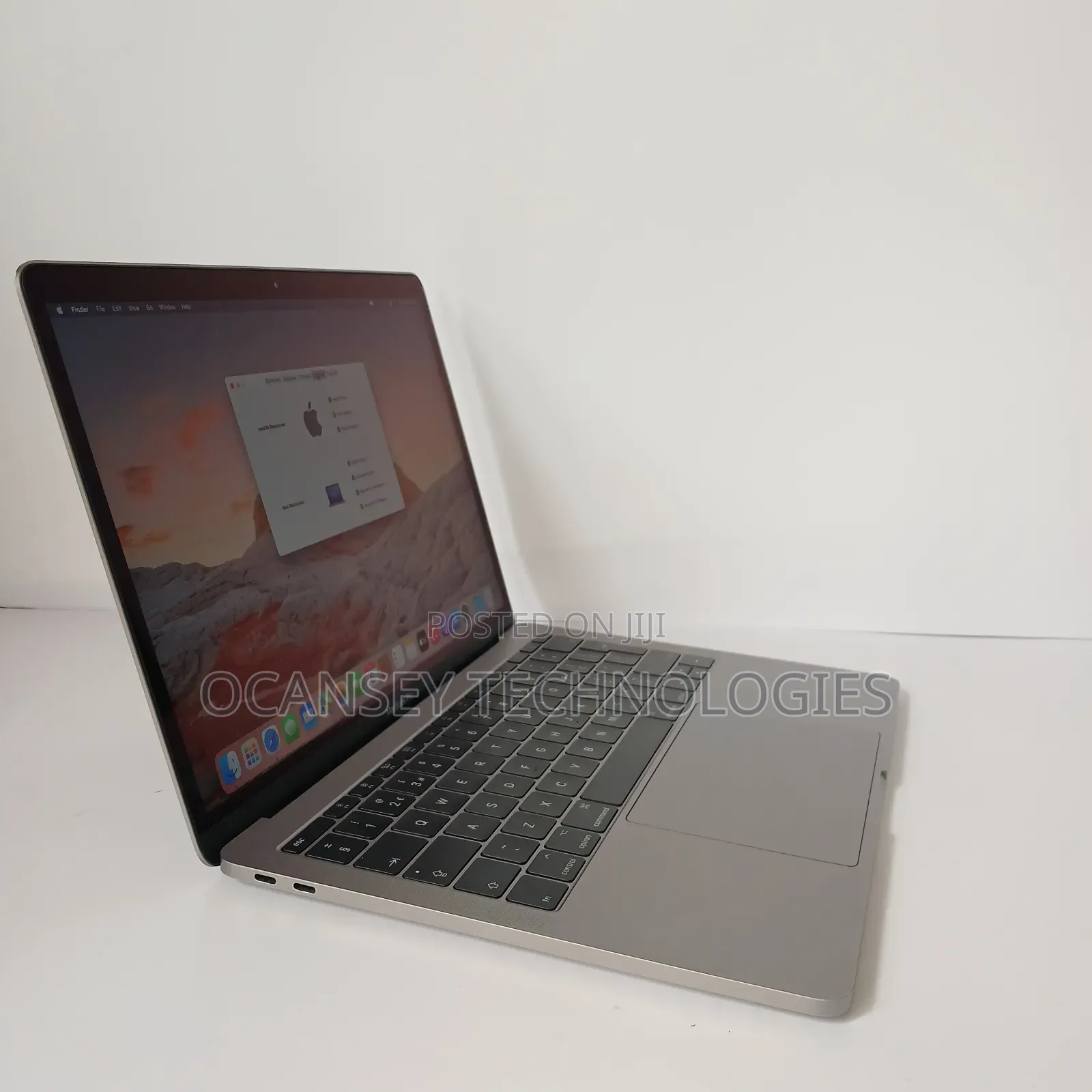 Laptop Apple MacBook Pro 2017 16GB Intel Core I7 HDD+SSD 500GB