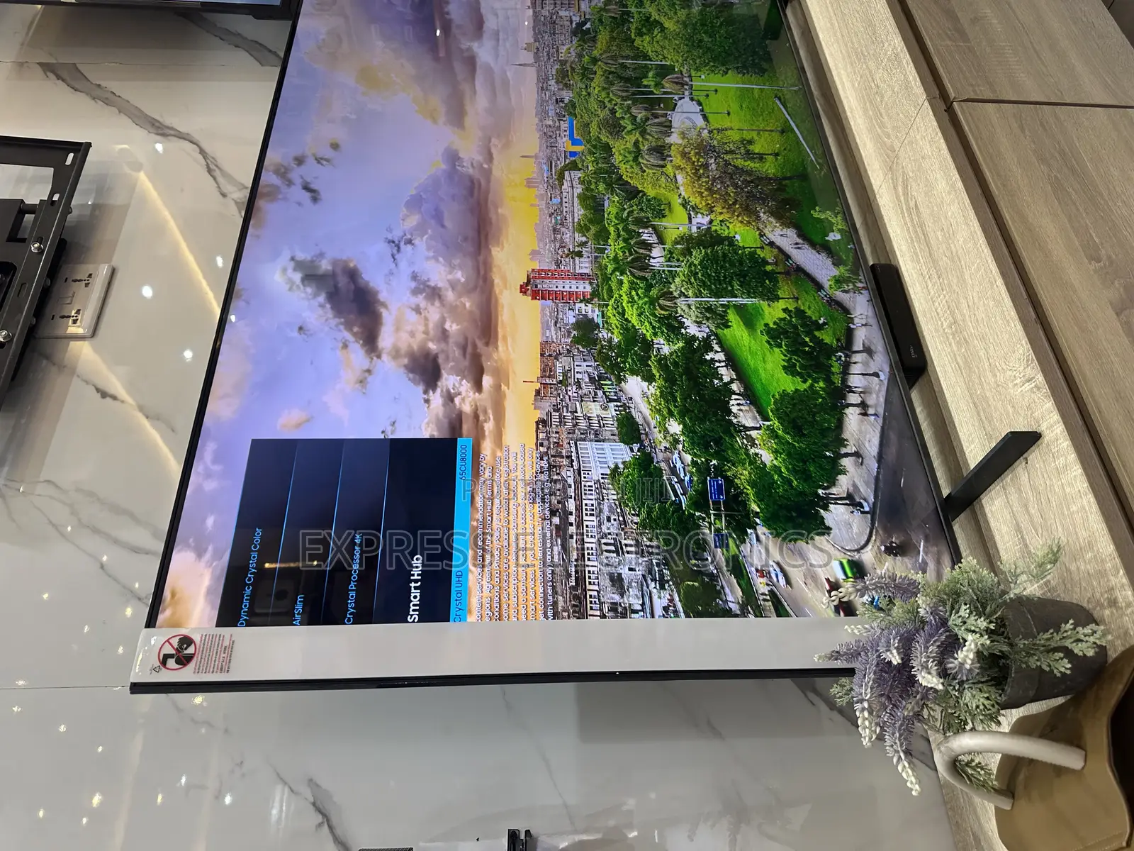 Newly Slim Thin Uhd Smart Lg 75”Ur78