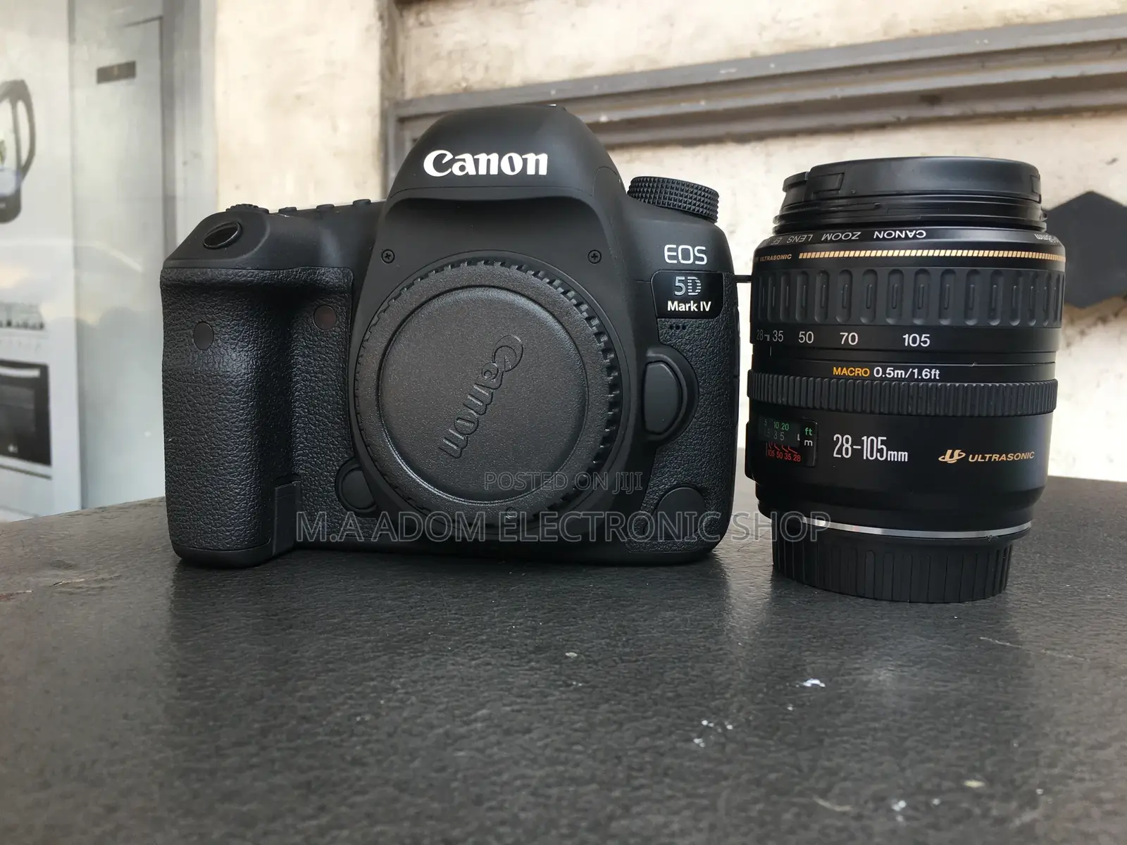 Brand New Canon 5d IV WITH LENS 28-105mm Lens
