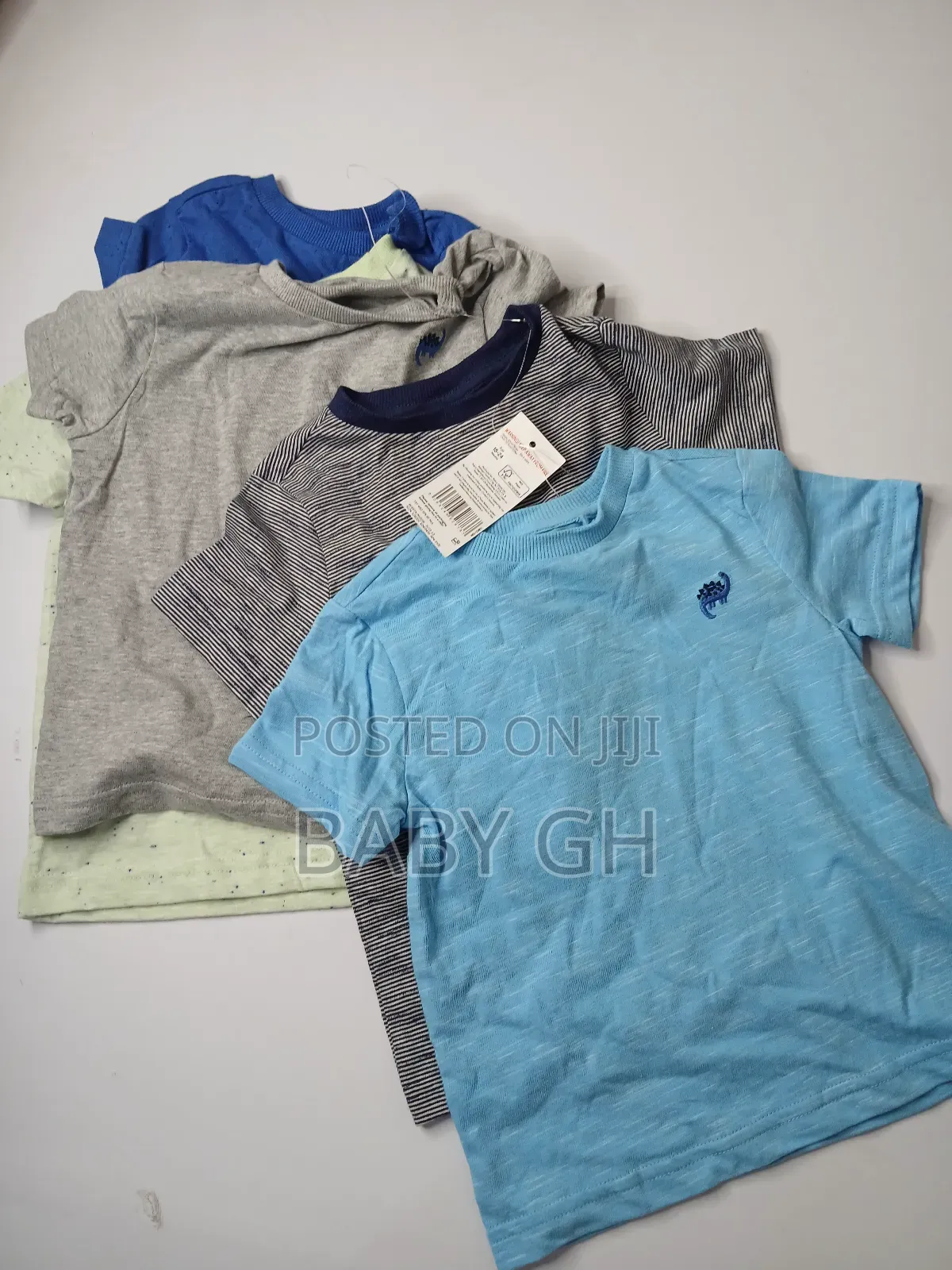F F 5 Pack Round Neck Shirts.