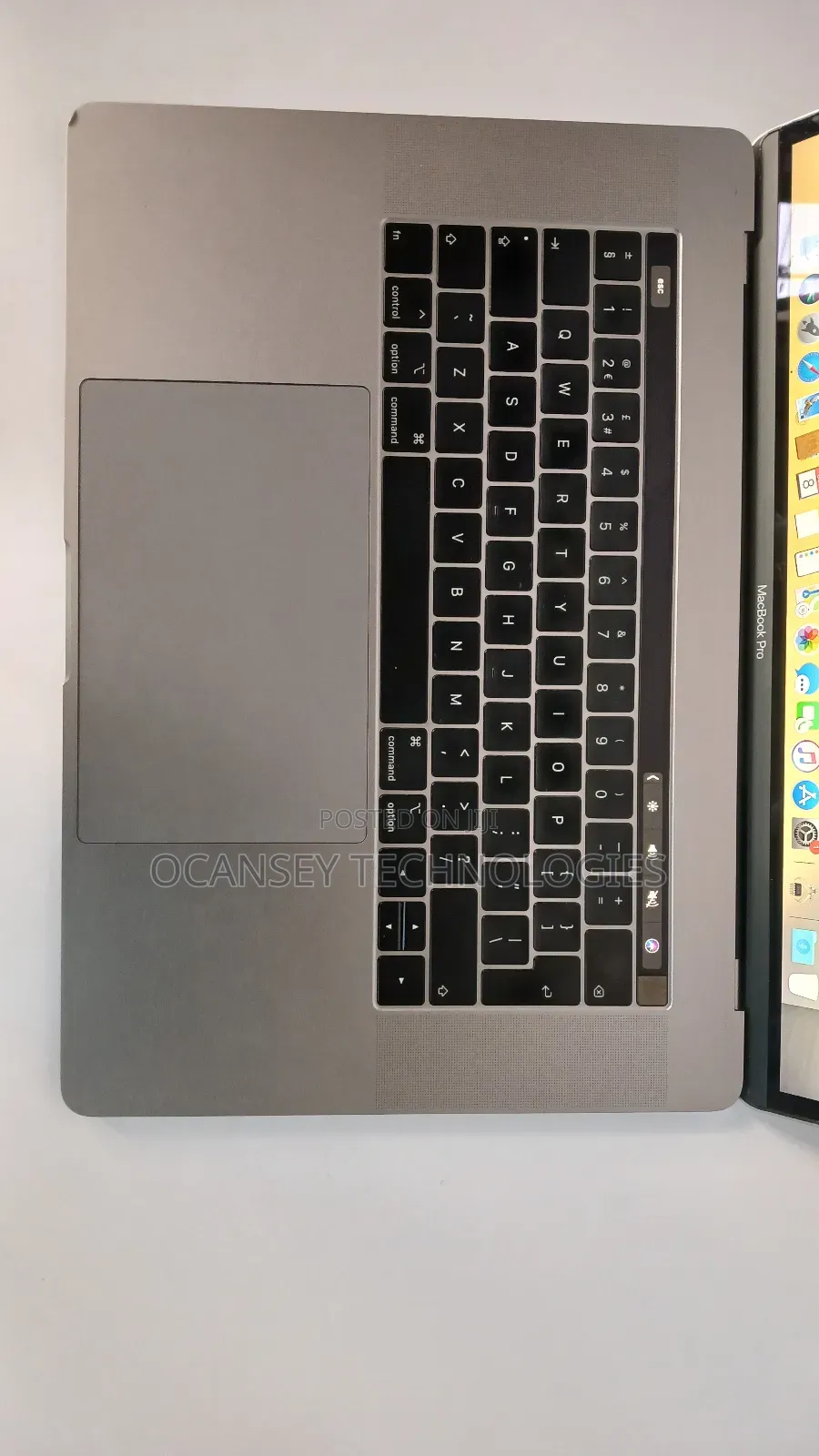Laptop Apple MacBook Pro 2018 32GB Intel Core I7 SSD 256GB