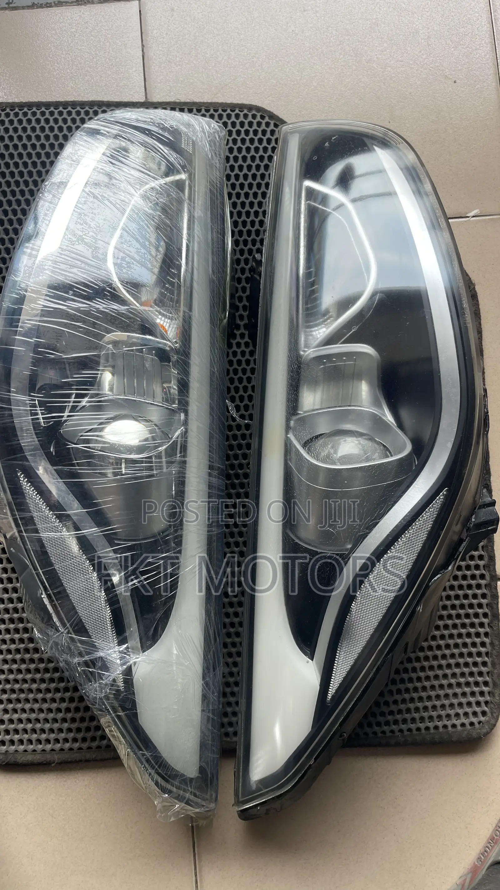 Hyundai Ix35/Tucson SE 2012/13/14/15 Spec Headlight