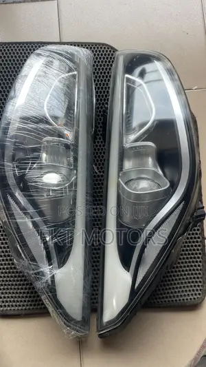 Hyundai Ix35/Tucson SE 2012/13/14/15 Spec Headlight