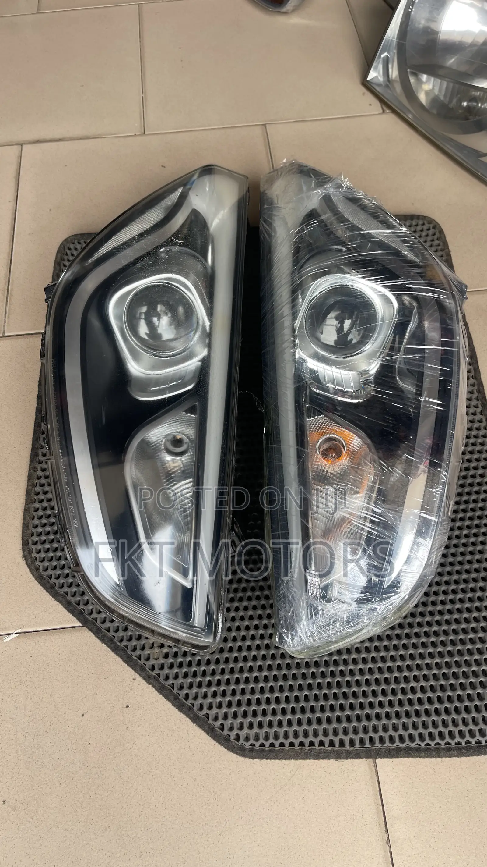 Hyundai Ix35/Tucson SE 2012/13/14/15 Spec Headlight